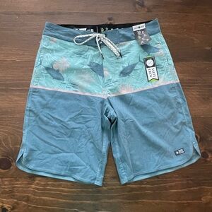 Men’s Salty Crew Board Shorts